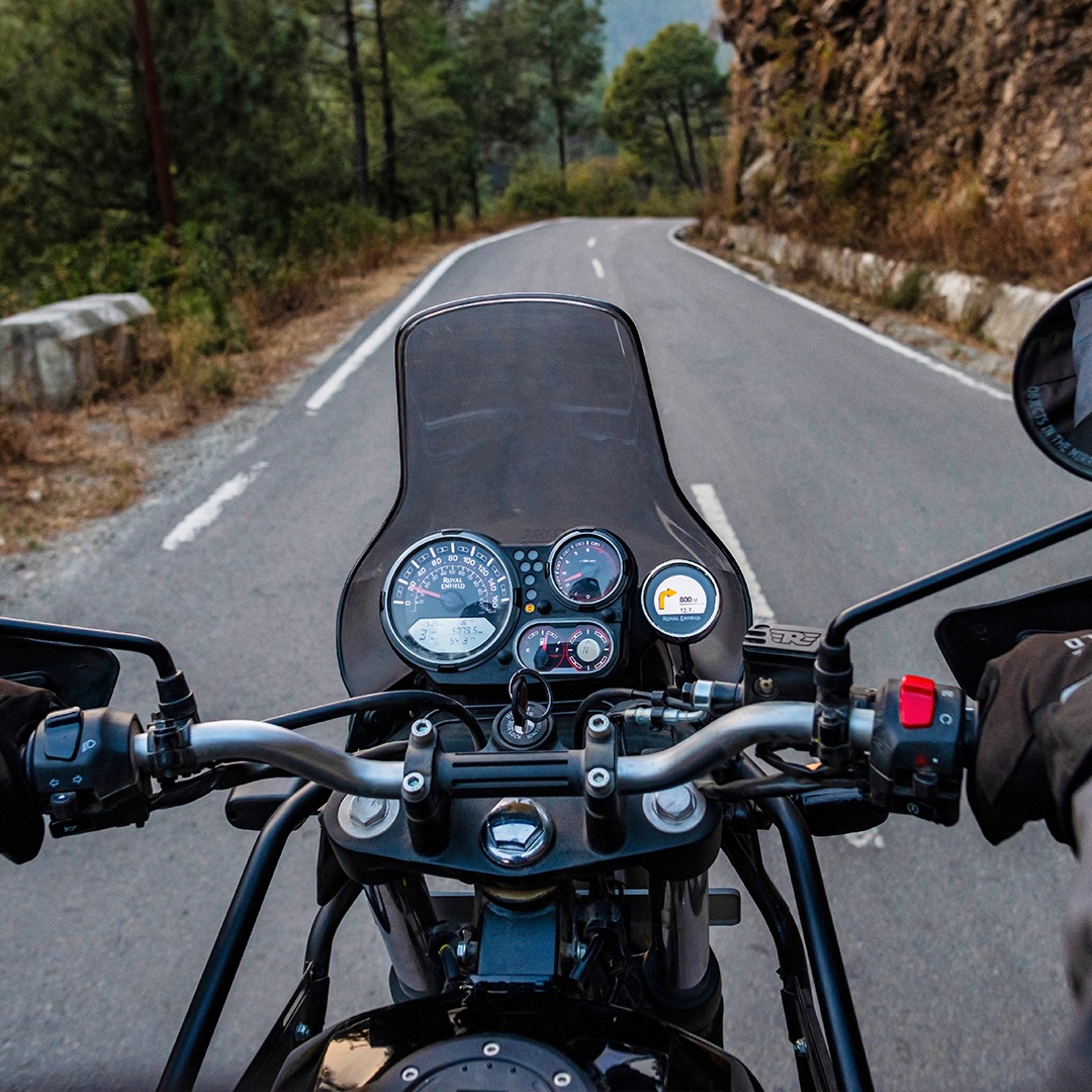 Royal Enfield Himalayan 411 Motorcycle - Instrument Cluster